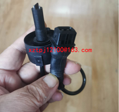 攤鋪機油水分離器傳感器線(xiàn)零件號2175353